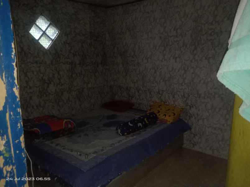 dijual rumah jl jelegong