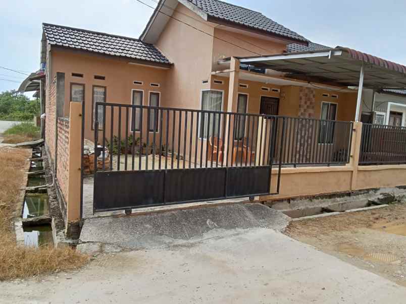 dijual rumah jl kapau sari