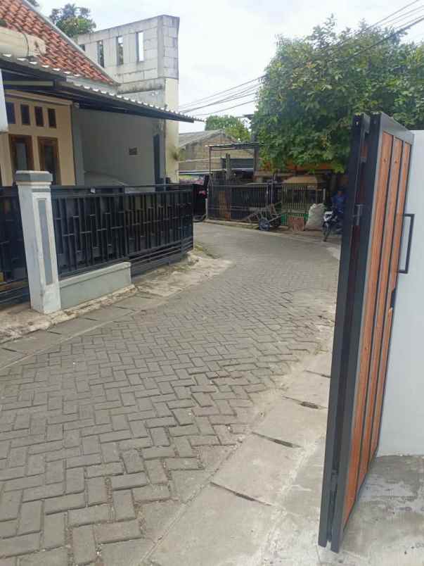 dijual rumah jl lembang 2