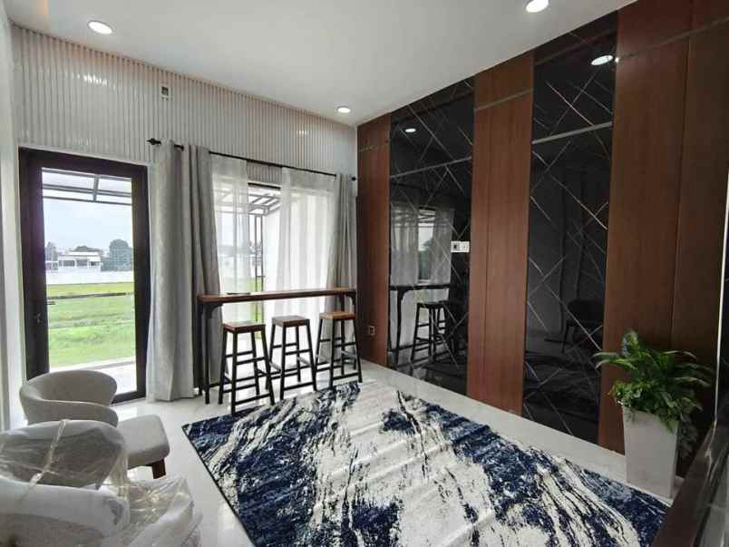 dijual rumah jl magelang