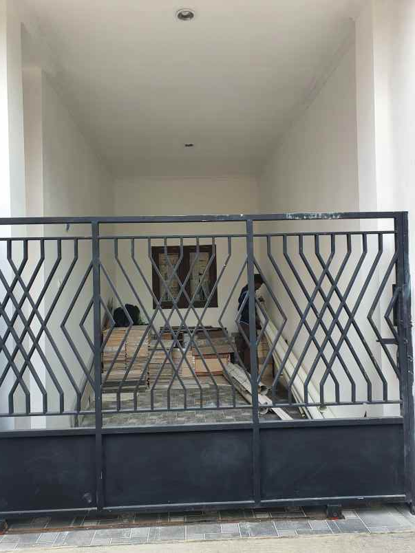 dijual rumah jl panti asuhan jurang