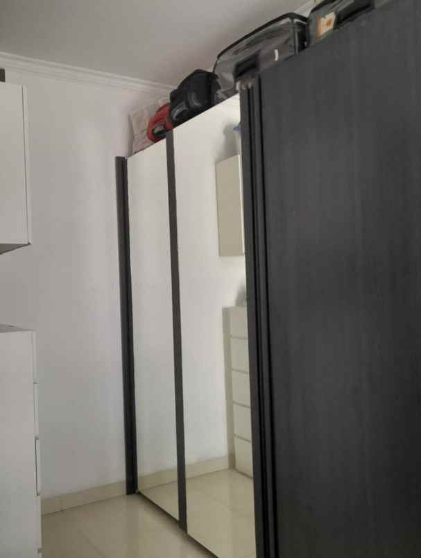 dijual rumah jl pondok gading utama