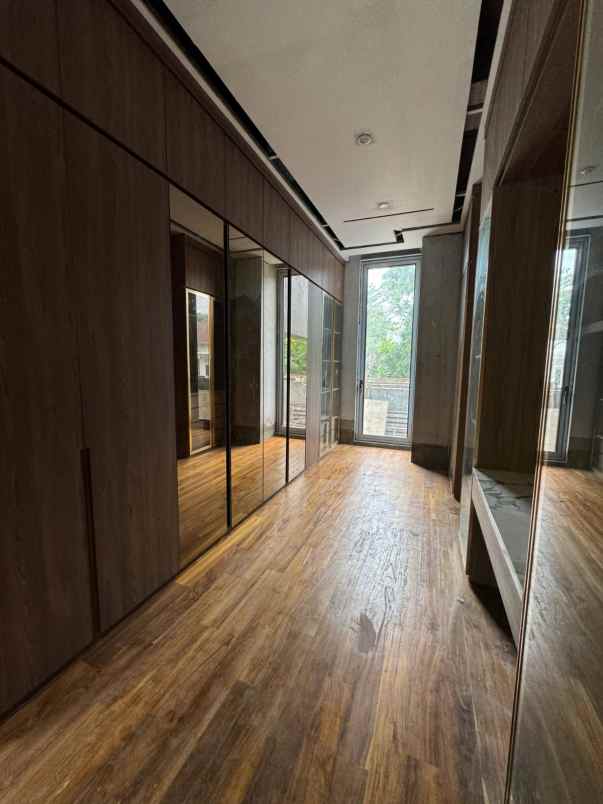 dijual rumah jl trimaran permai kapuk muara