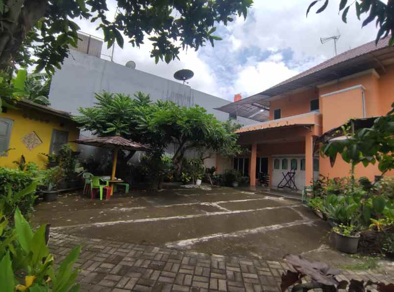 dijual rumah jl utama raya bf5 kemang