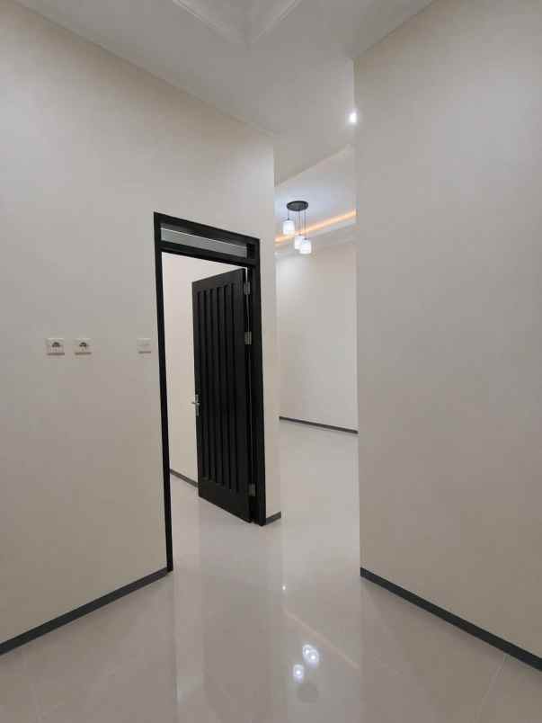 dijual rumah jln bojongmalaka terusan