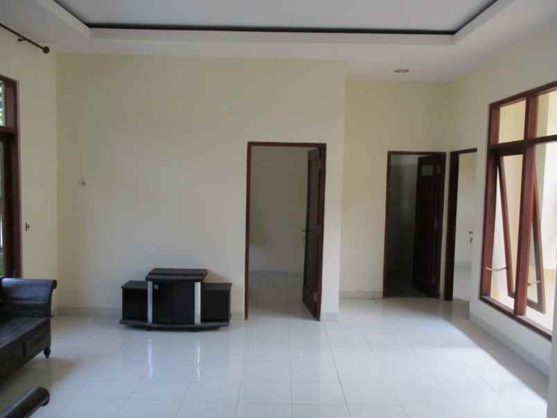 dijual rumah kalasan