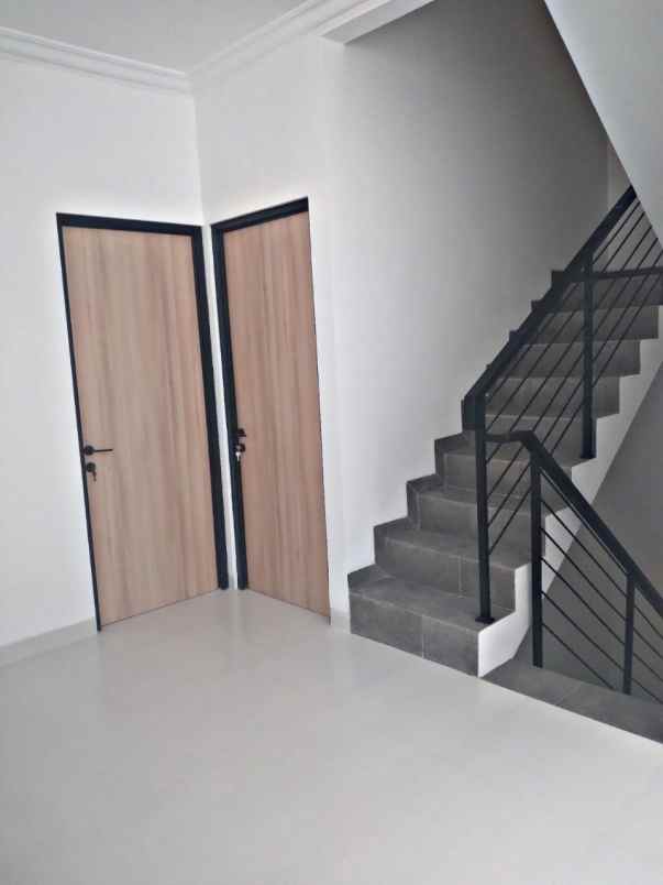 dijual rumah kalibata