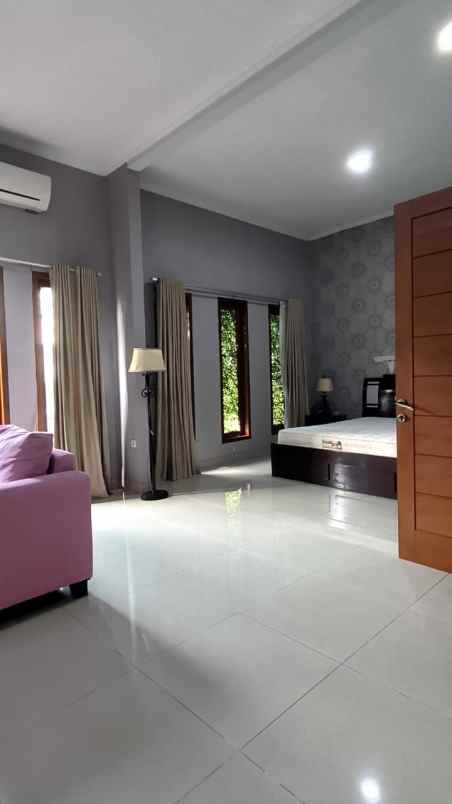 dijual rumah kalibata selatan jakarta