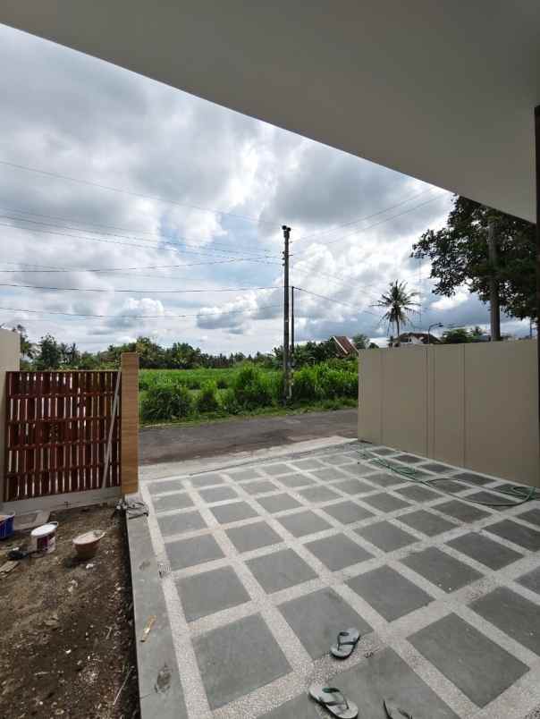 dijual rumah kaliurang km 10