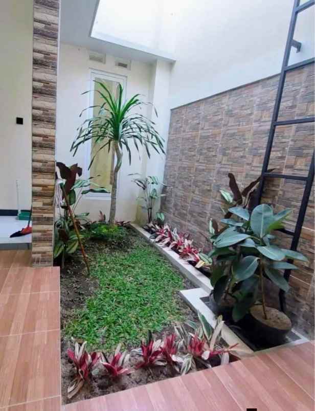 dijual rumah kaliurang km 12 5