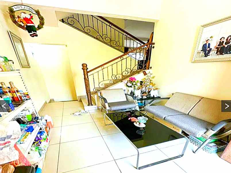 dijual rumah katamaran indah pantai