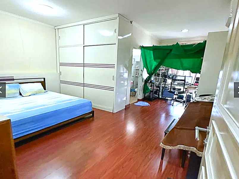 dijual rumah katamaran indah pantai