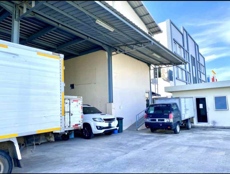 dijual rumah kawasan industri marunda