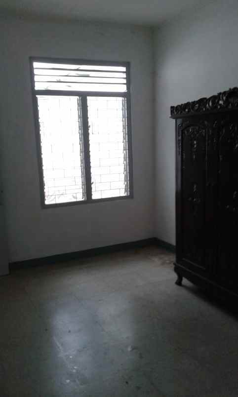 dijual rumah kebayoran baru