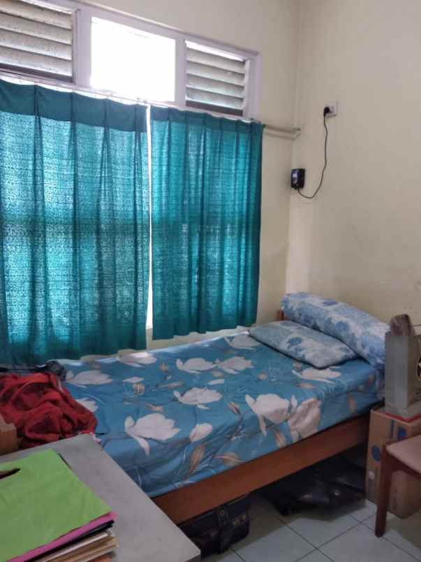 dijual rumah kebon bibit tamansari