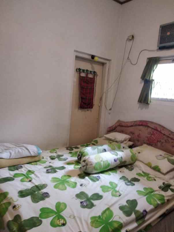 dijual rumah kebon bibit tamansari