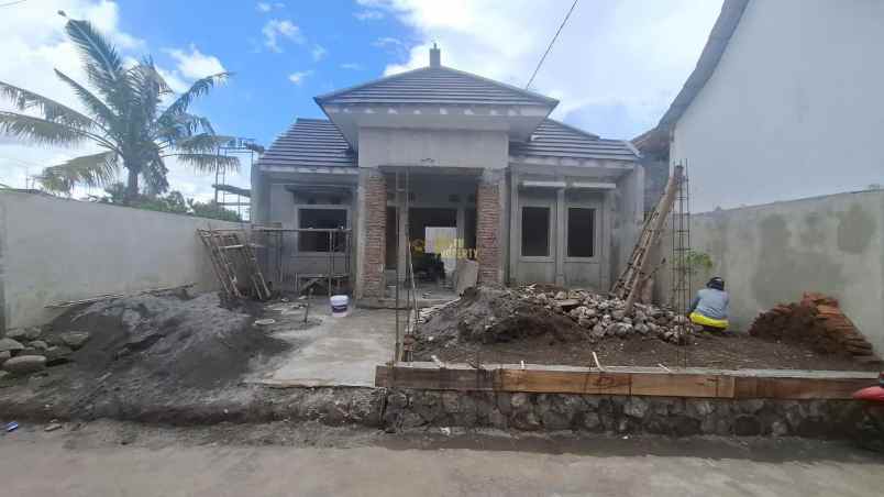 dijual rumah kebondalem prambanan