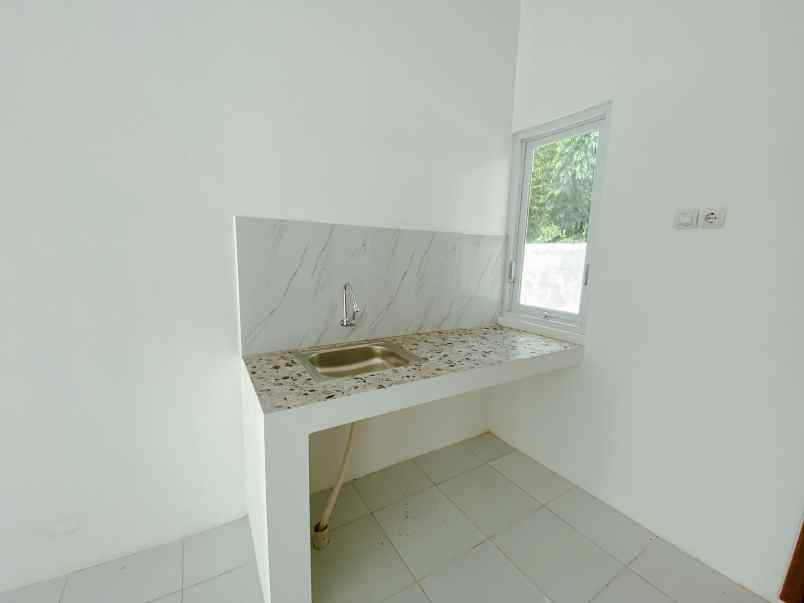 dijual rumah kepatihan tamanmartani kec