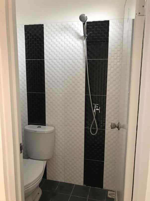 dijual rumah keputih