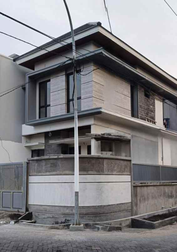 dijual rumah klampis anom 1 no 41