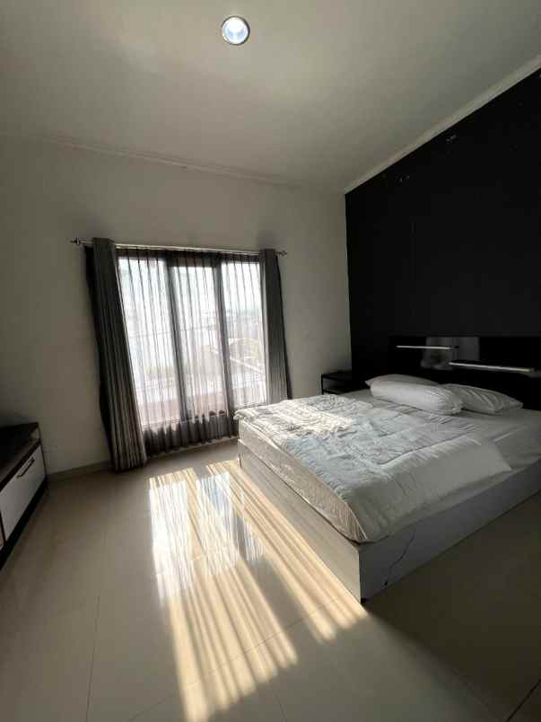 dijual rumah kolonel masturi parongpong