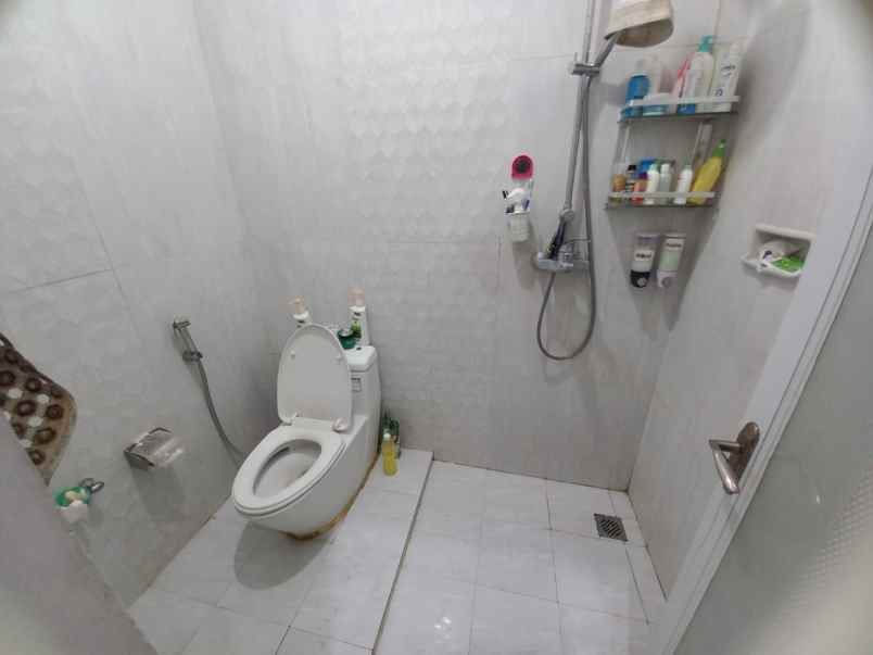 dijual rumah komplek abadi duren sawit