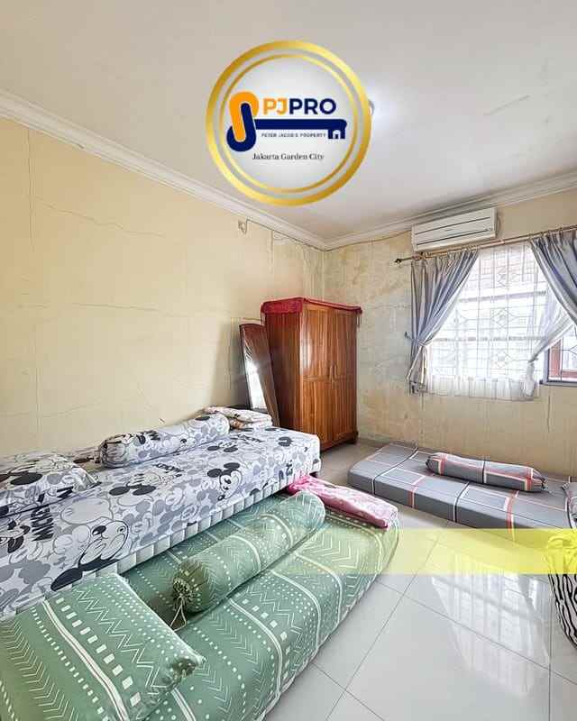 dijual rumah komplek billy moon