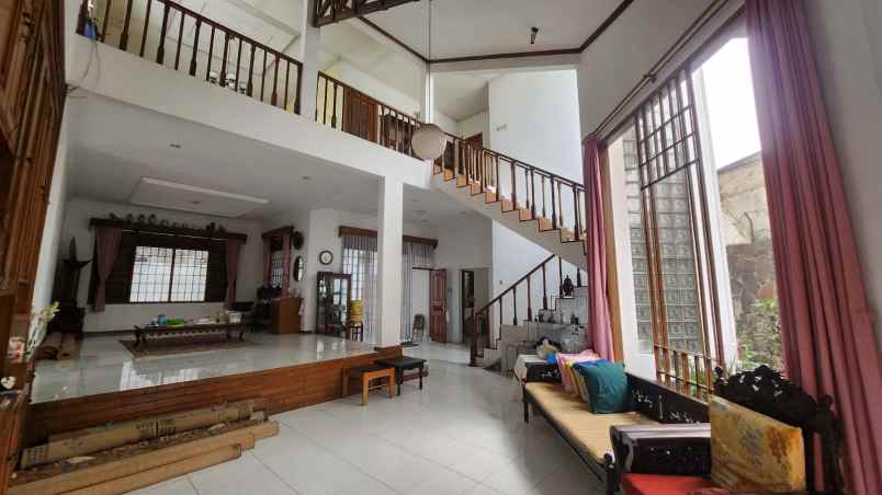 dijual rumah komplek citra green garden