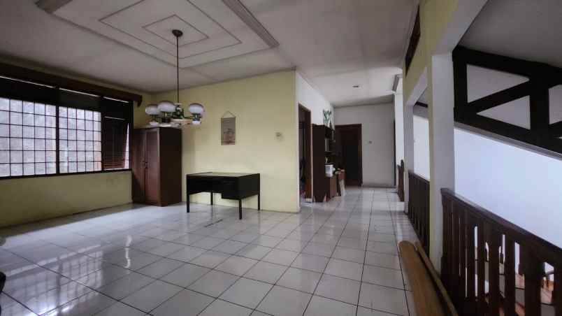 dijual rumah komplek citra green garden