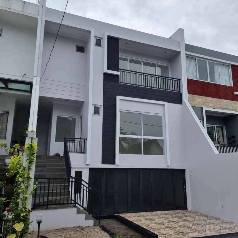 dijual rumah komplek elit kalibata