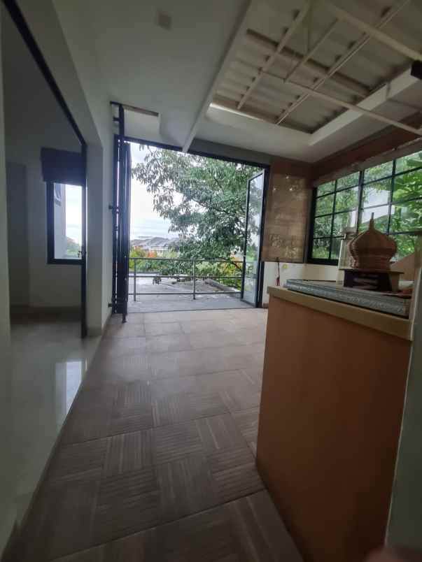 dijual rumah komplek golden park 2