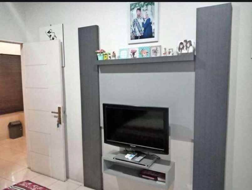 dijual rumah komplek j city j metropolis