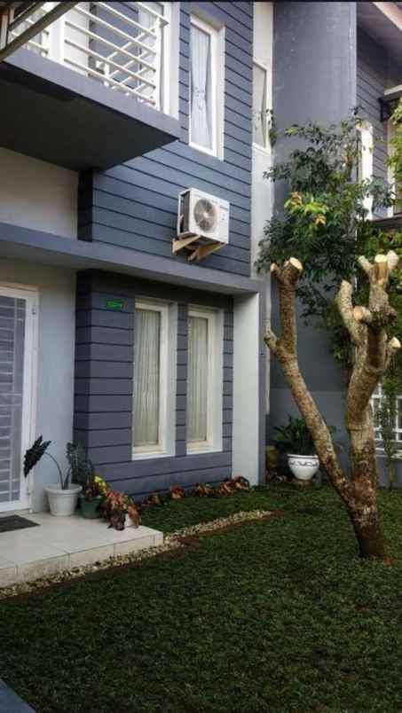 dijual rumah komplek j city j metropolis