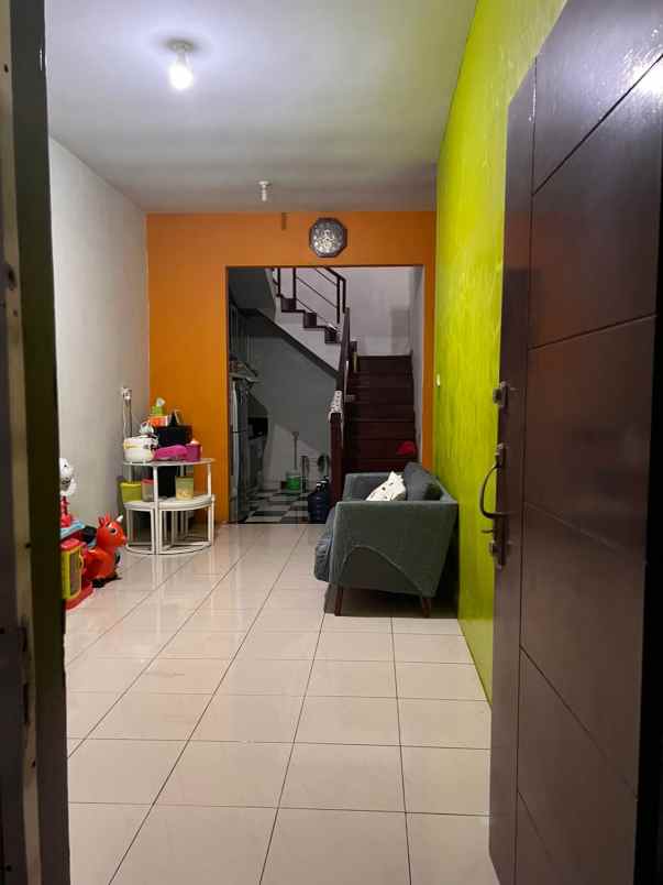 dijual rumah komplek j city metropolis iii