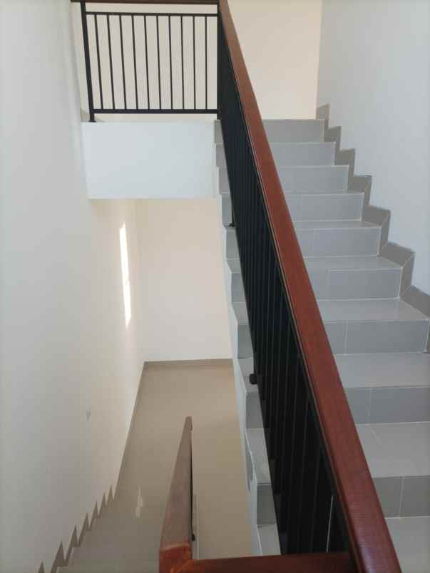 dijual rumah komplek kavling dki pondok