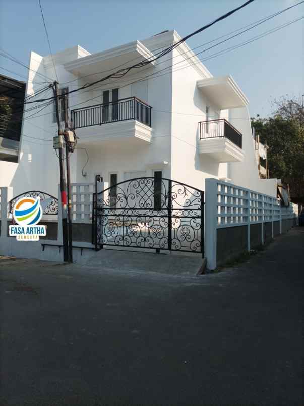 dijual rumah komplek kavling dki pondok