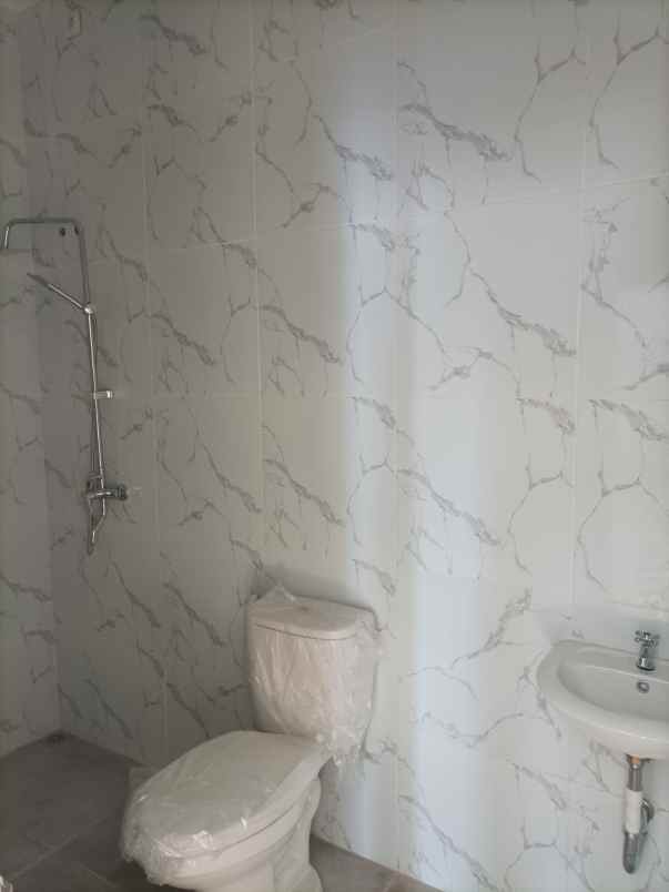 dijual rumah komplek kavling dki pondok