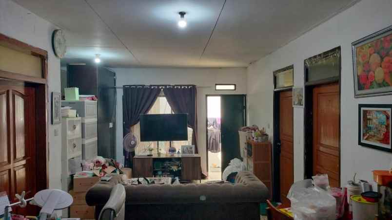 dijual rumah komplek sekelimus buahbatu