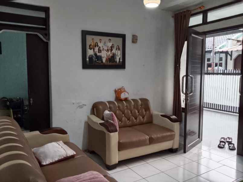 dijual rumah kopo cibolerang