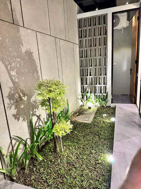 dijual rumah krajan wedomartani