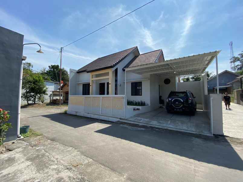 dijual rumah krapyak barepan nglawisan