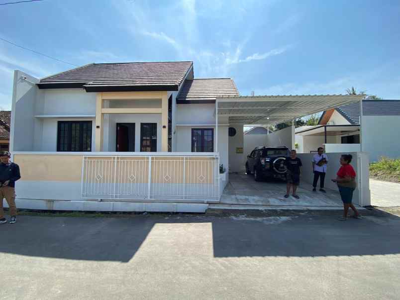 dijual rumah krapyak barepan nglawisan
