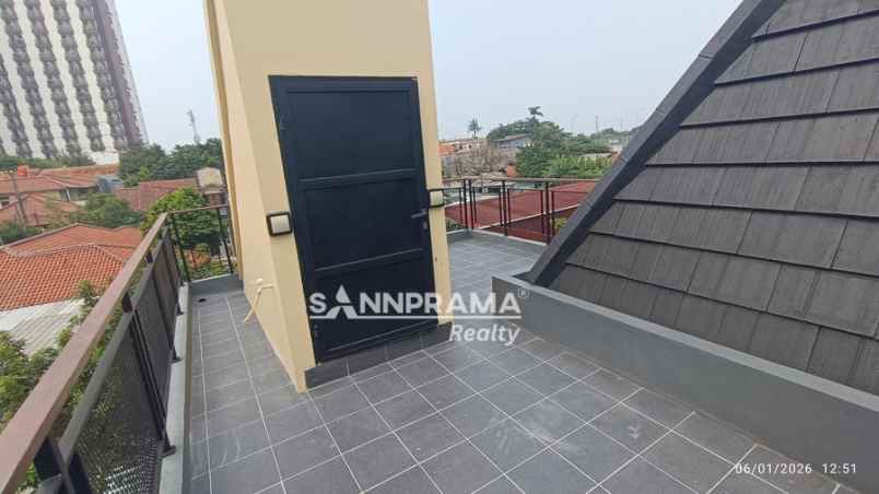 dijual rumah kukusan