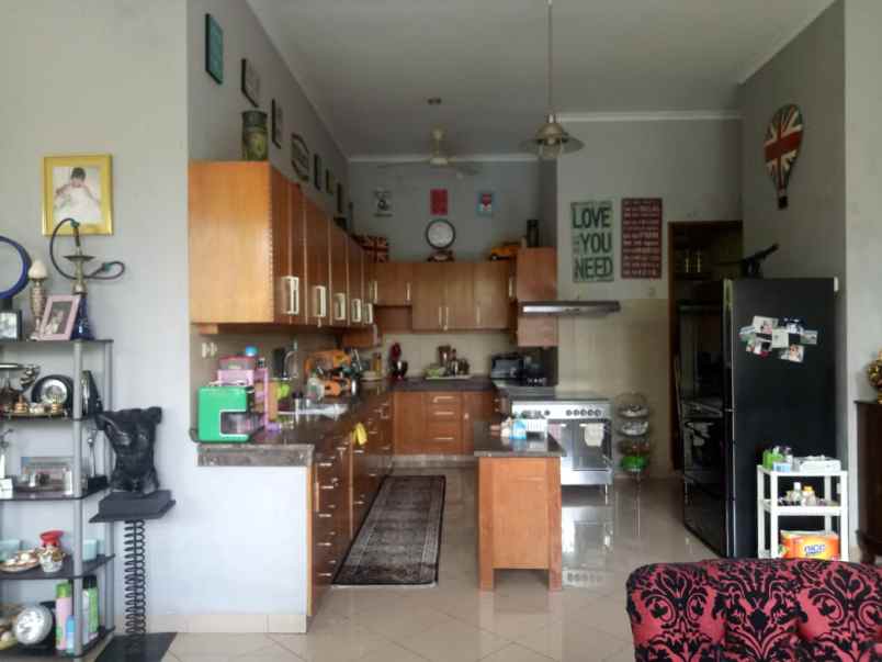 dijual rumah lebak bulus cilandak