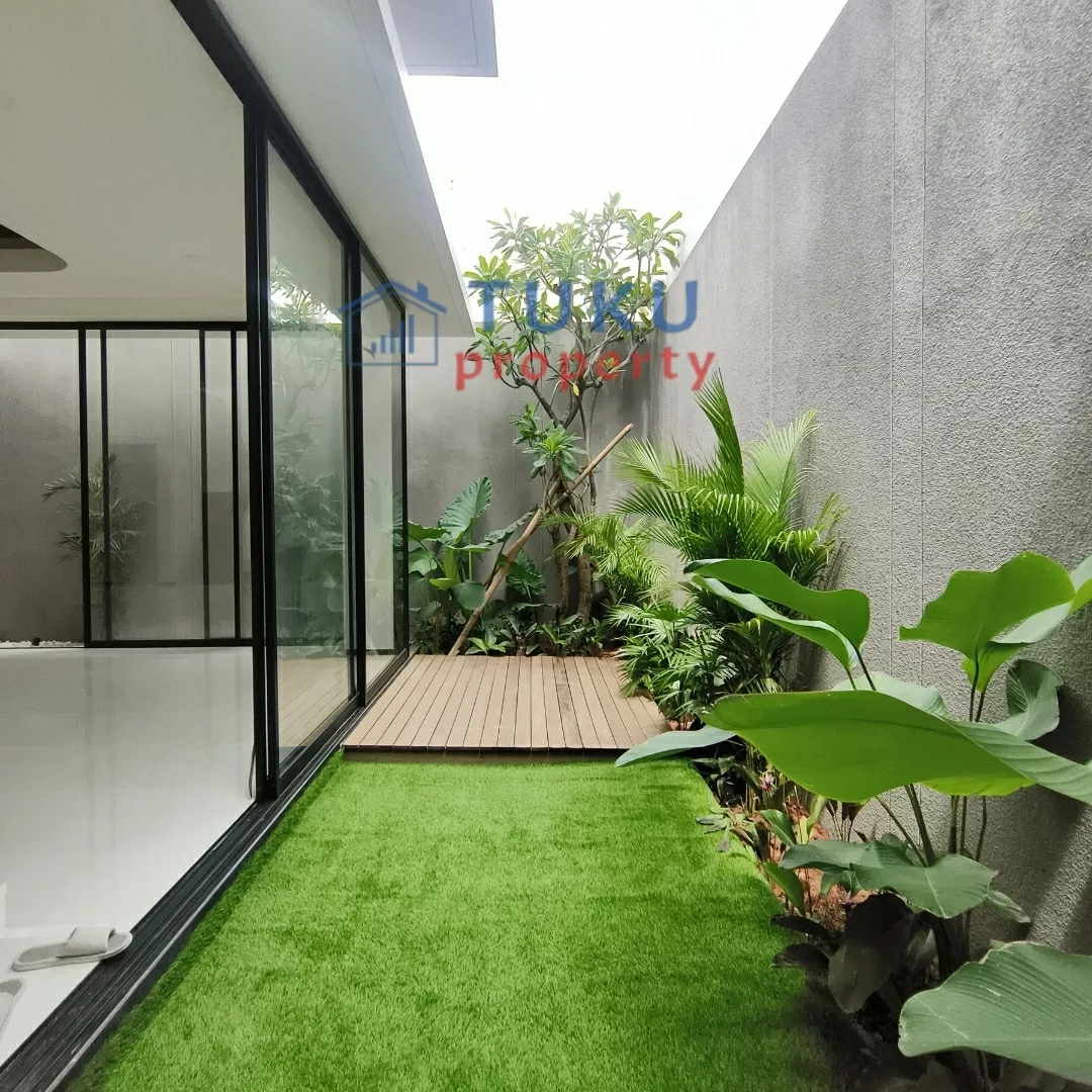 dijual rumah lengkong gudang bsd