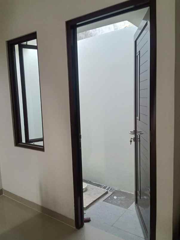 dijual rumah lenteng agung jagakarsa jaksel