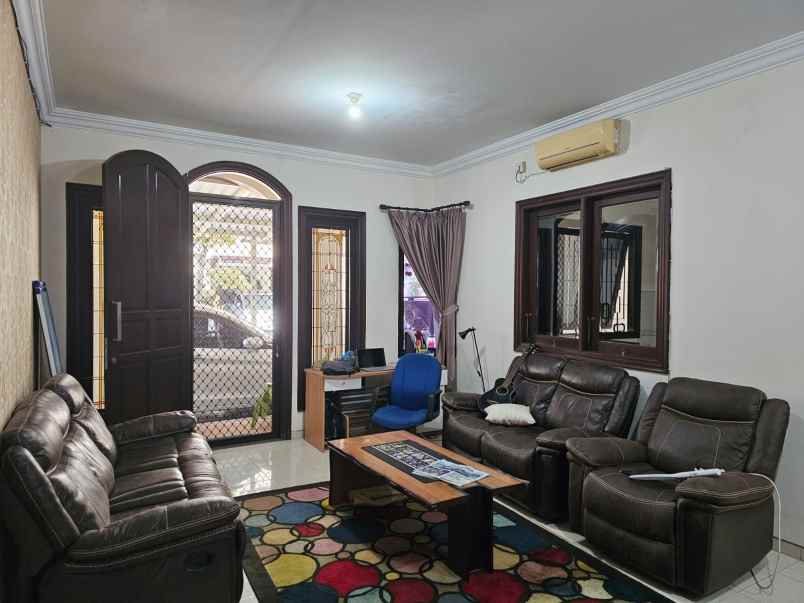 dijual rumah madrid wisata bukit mas 1