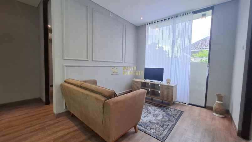 dijual rumah maguwoharjo depok sleman