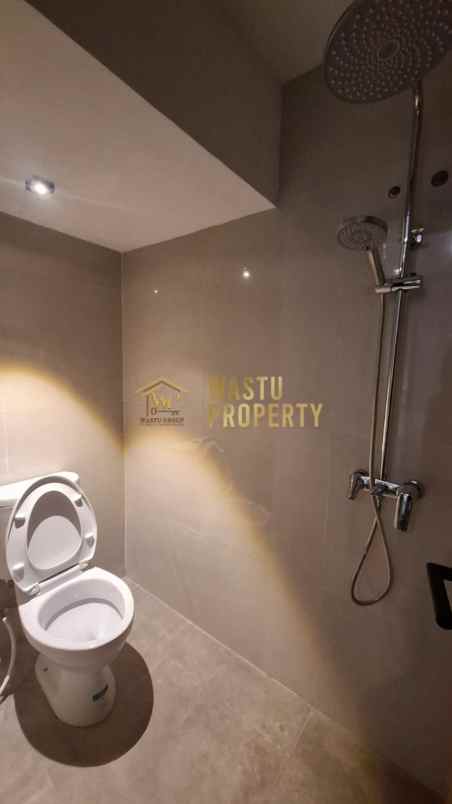 dijual rumah maguwoharjo depok sleman