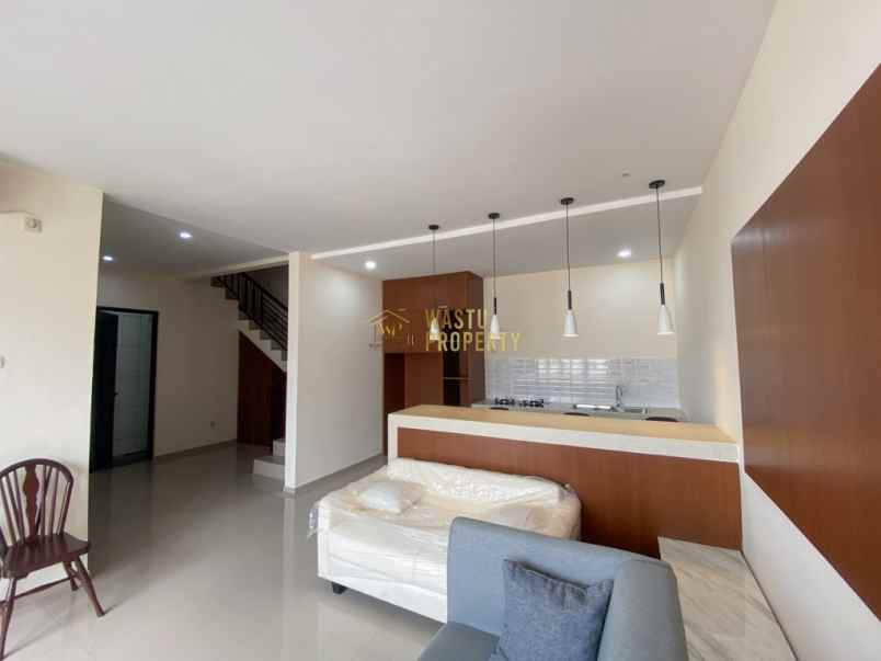 dijual rumah maguwoharjo depok sleman